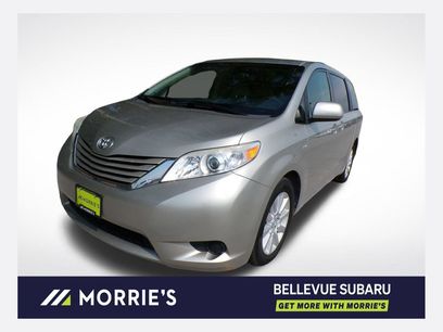 Used 2017 Toyota Sienna LE