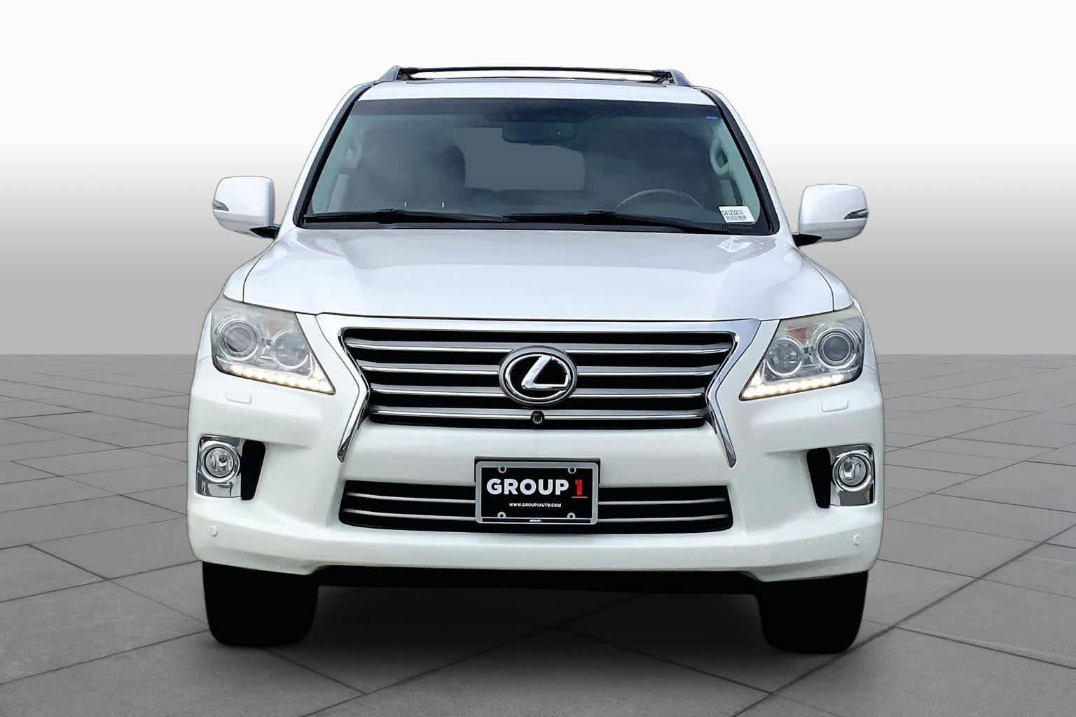 Used 2013 Lexus LX 570 4WD image 4
