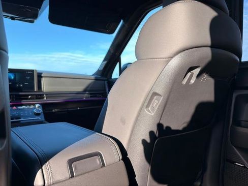 Used 2026 Hyundai Santa Fe Calligraphy image 31