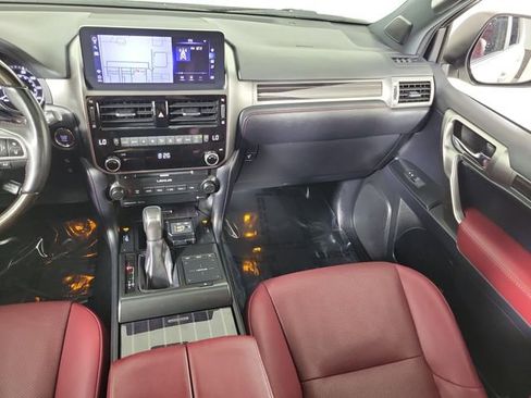Used 2022 Lexus GX 460 Premium w/ Premium Package AWD/4WD image 17