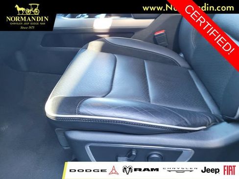 Certified 2025 RAM 1500 Laramie AWD/4WD image 17