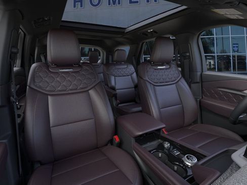 New 2026 Ford Explorer Platinum w/ LUX Leather Package AWD/4WD image 10