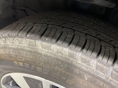 Used 2024 Nissan Murano SV image 35