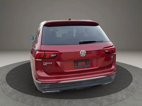 Used 2018 Volkswagen Tiguan SEL FWD image 10