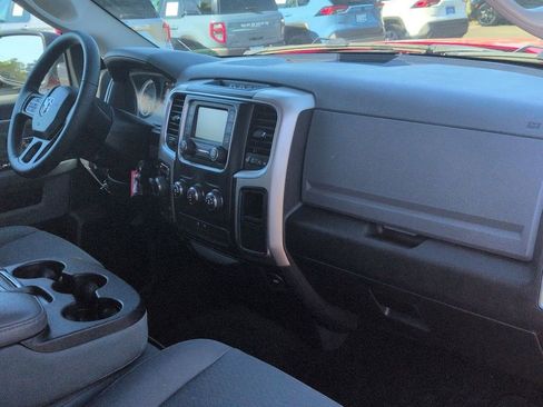 Used 2017 RAM 1500 Classic SLT AWD/4WD image 28