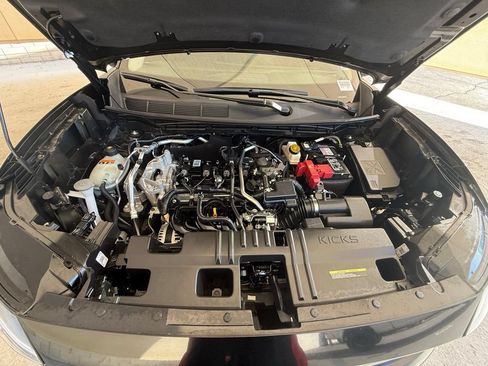 Used 2025 Nissan Kicks SR FWD image 55