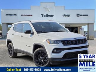 New 2025 Jeep Compass Latitude image 1