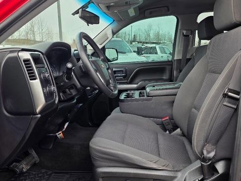 Used 2018 Chevrolet Silverado 1500 LT w/ LT Eassist Package image 6