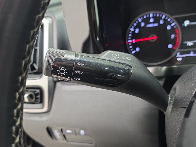 Used 2021 Kia Sorento S w/ Panoramic Sunroof Package AWD/4WD image 24