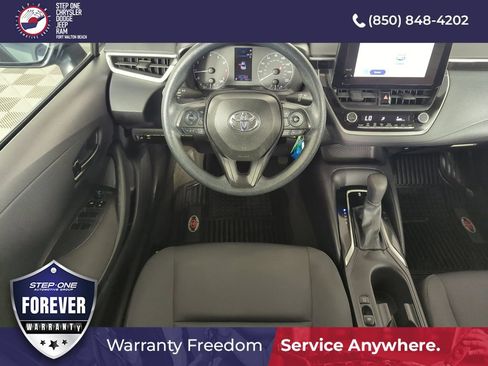 Used 2023 Toyota Corolla LE FWD image 13
