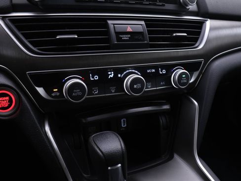Used 2019 Honda Accord LX image 6