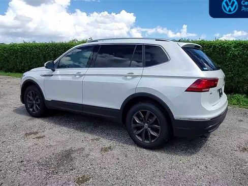 Used 2023 Volkswagen Tiguan SE image 6