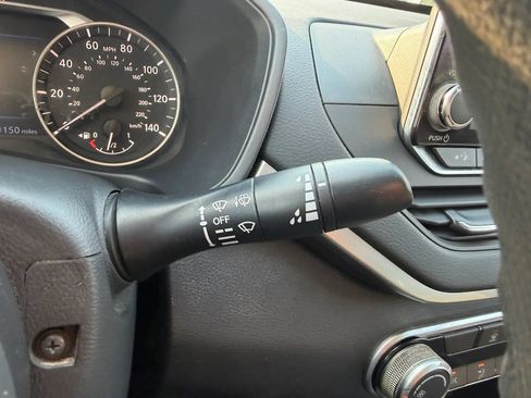 Used 2020 Nissan Altima 2.5 S FWD image 15