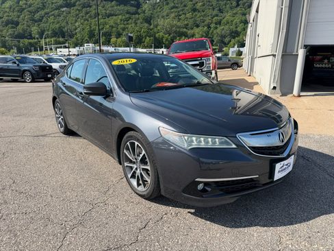 Used 2016 Acura TLX V6 SH-AWD w/ Advance Package image 3
