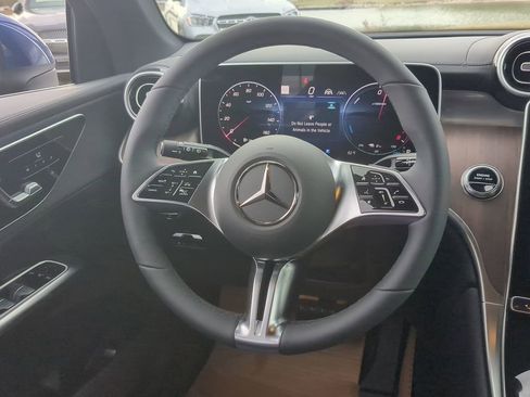 Certified 2025 Mercedes-Benz GLC 350e 4MATIC image 3