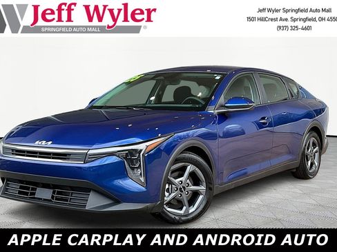 Used 2025 Kia K4 LXS image 1