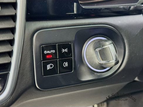 Used 2020 Porsche Cayenne Turbo w/ Assistance Package image 10