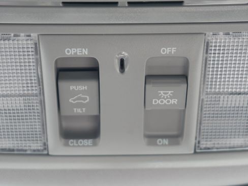 Used 2022 Honda CR-V EX image 31