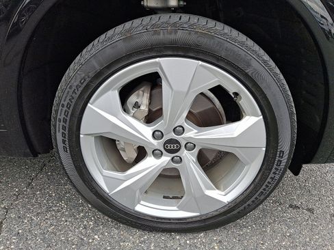 Used 2022 Audi Q5 2.0T Premium Plus w/ Premium Plus Package image 9