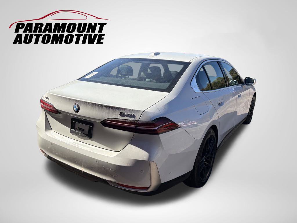 Used 2025 BMW 540i xDrive w/ Premium Package AWD/4WD image 6