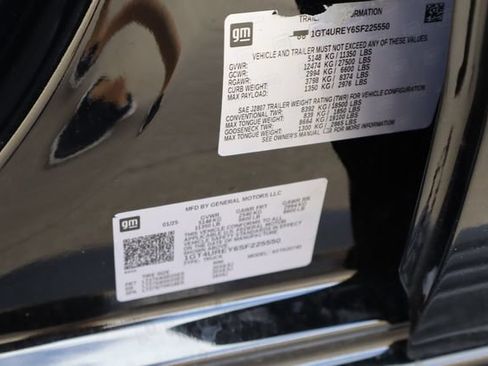 Used 2025 GMC Sierra 2500 Denali w/ Denali Reserve Package AWD/4WD image 33
