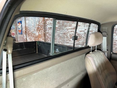 Used 1998 Toyota Tacoma 4x4 Regular Cab image 74