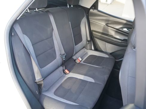 Used 2023 Chevrolet TrailBlazer LT AWD/4WD image 20