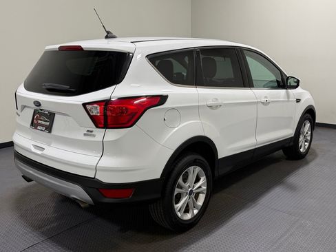 Used 2019 Ford Escape SE FWD image 24