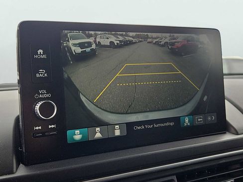 Certified 2024 Honda Pilot EX-L image 15