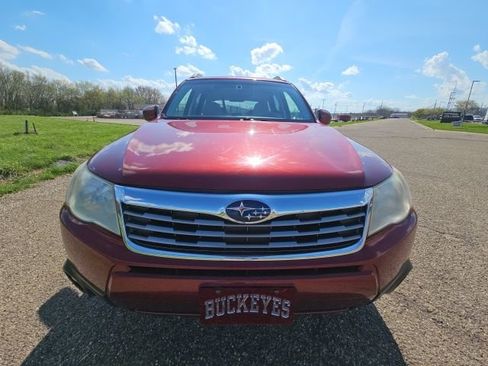 Used 2010 Subaru Forester 2.5X Limited image 8