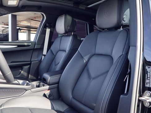 New 2026 Porsche Macan S image 5