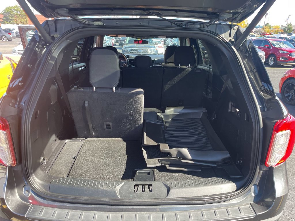 Used 2020 Ford Explorer XLT w/ Class III Trailer Tow Package AWD/4WD image 19