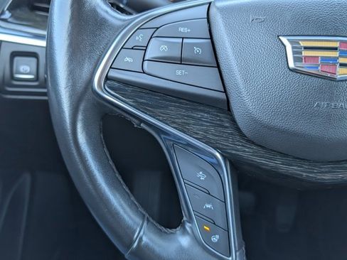 Used 2020 Cadillac XT5 Premium Luxury image 10