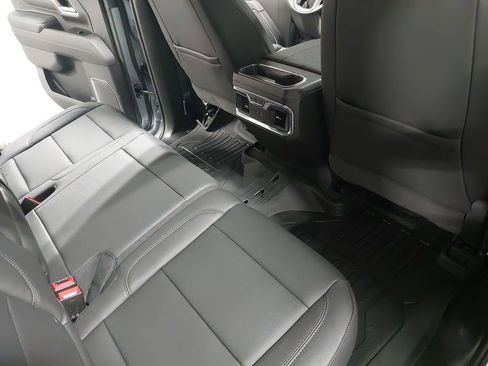 New 2026 GMC Sierra 2500 SLT w/ SLT Premium Package image 11