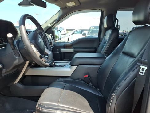 Used 2016 Ford F150 Lariat w/ Equipment Group 502A Luxury AWD/4WD image 12