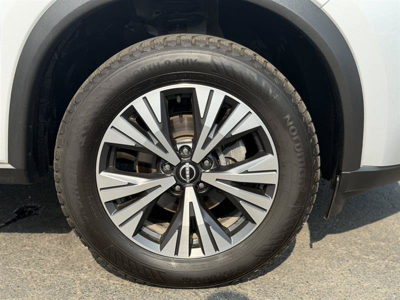 Used 2022 Nissan Rogue SV FWD image 37