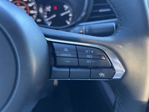 Used 2025 MAZDA MAZDA3 s image 24