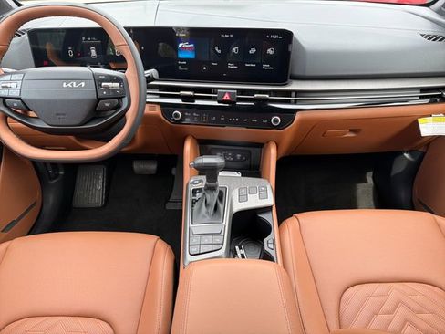 New 2026 Kia Sportage X-Line w/ X-Line Premium Package AWD/4WD image 9