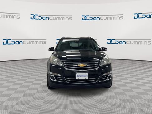Used 2017 Chevrolet Traverse Premier image 3