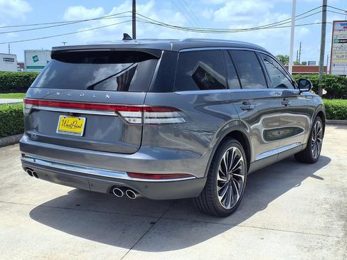 Used 2023 Lincoln Aviator Reserve w/ Equipment Group 201A RWD image 2