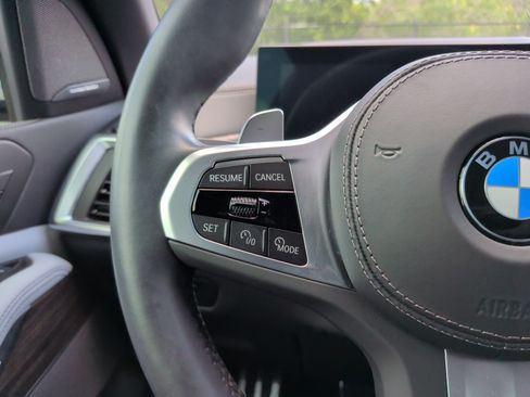 Used 2024 BMW X5 xDrive40i w/ M Sport Package AWD/4WD image 24