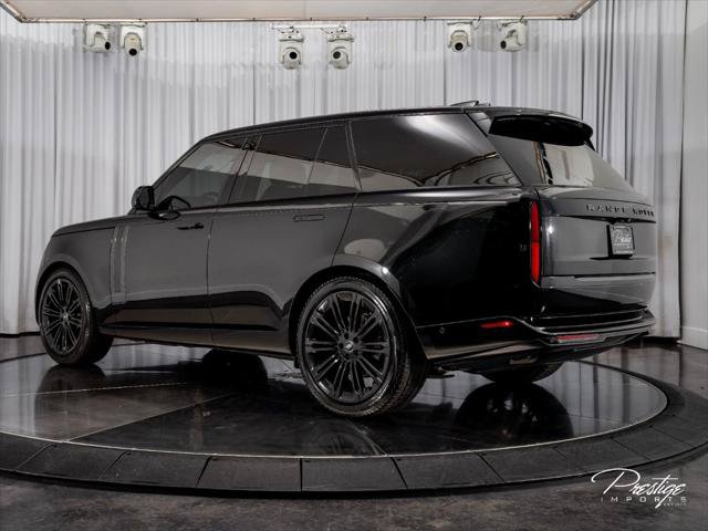 Used 2024 Land Rover Range Rover SE AWD/4WD image 9