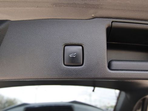 Used 2023 Ford Escape ST-Line image 34