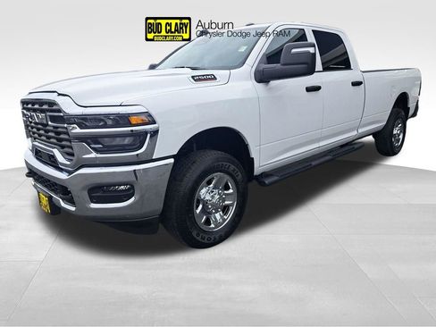 New 2026 RAM 2500 Tradesman AWD/4WD image 1