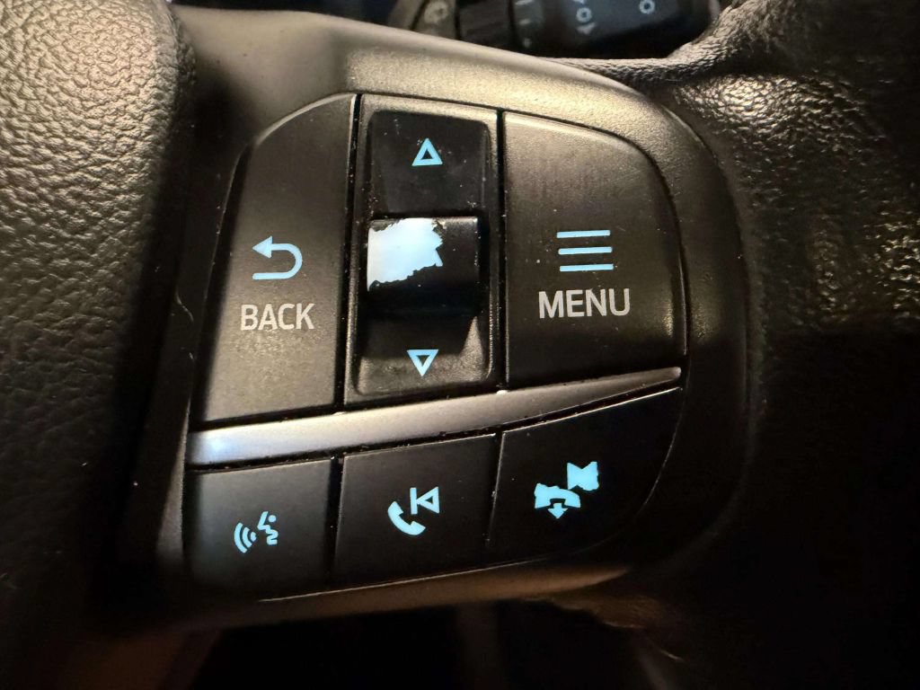 Used 2020 Ford Escape SEL FWD image 39