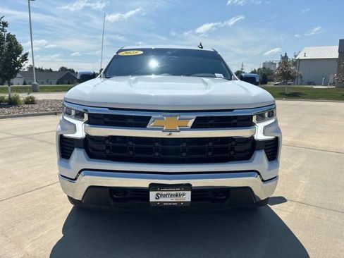 Used 2025 Chevrolet Silverado 1500 LT AWD/4WD image 33