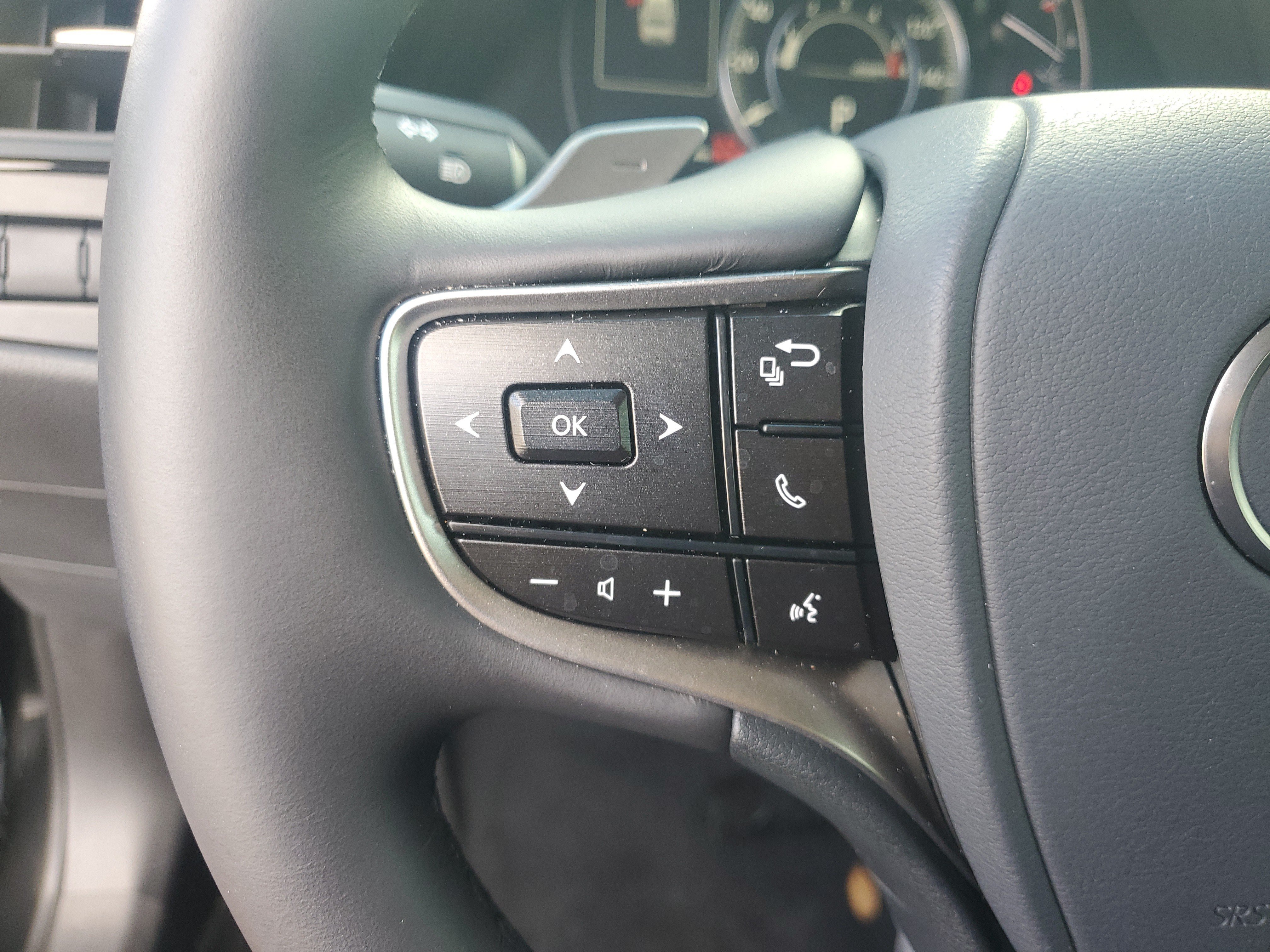 Used 2025 Lexus ES 350 w/ Accessory Package (Z2) FWD image 16