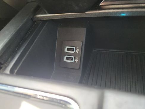 Used 2017 Ford F150 XLT w/ Equipment Group 301A Mid AWD/4WD image 32