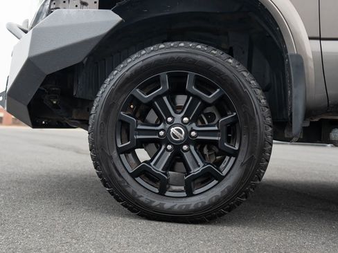 Used 2018 Nissan Titan Platinum Reserve w/ Platinum Utility Package AWD/4WD image 12