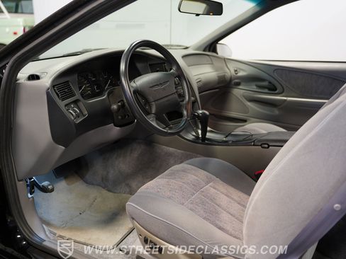 Used 1994 Ford Thunderbird LX RWD image 4